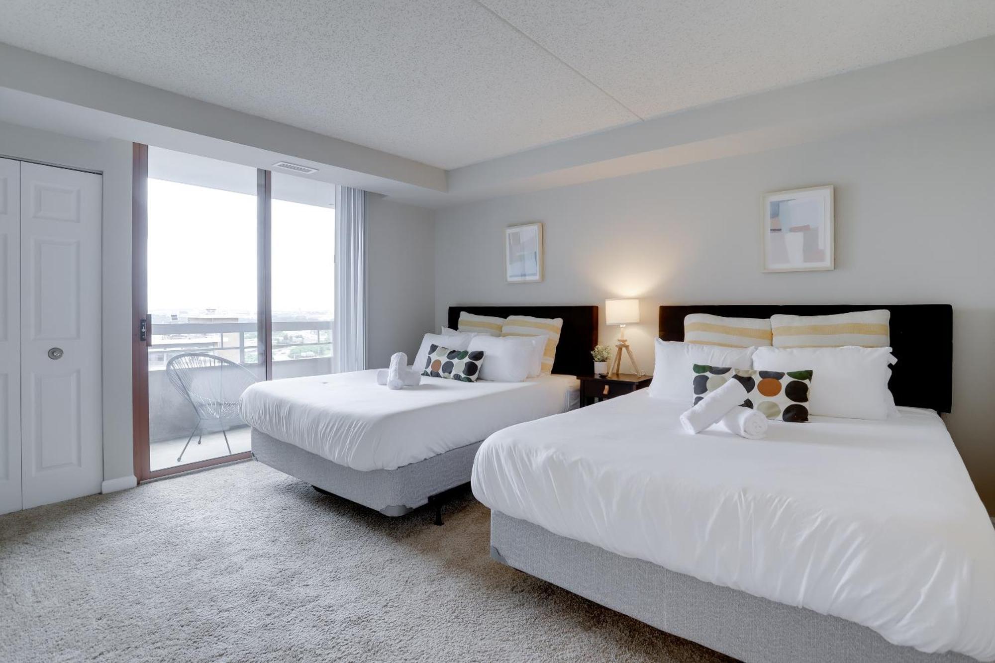 Unique Apartment In A Great Pentagon City Location アーリントン エクステリア 写真